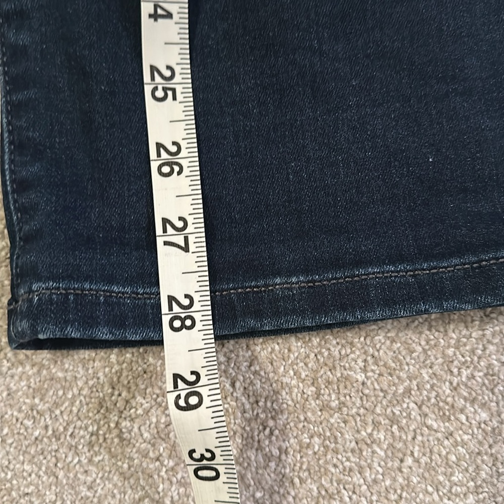 Lane Bryant Mid-Rise Straight Leg Jeans, size 24S EUC - Picture 5 of 10